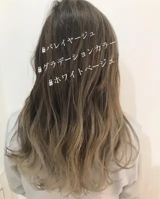 ミディアム カラー ウルフカット レイヤーカット上柿のヘアスタイル