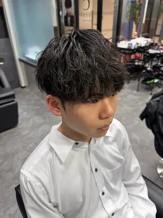メンズ 本田 有里のヘアスタイル