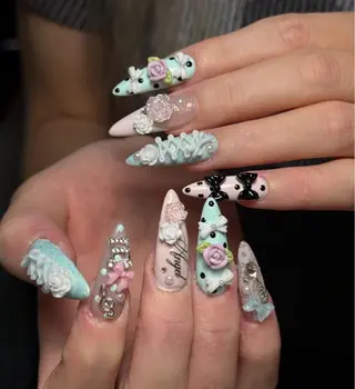 ネイル Green Nail 💚Gのネイルデザイン