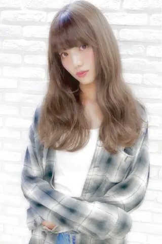 ロング レイヤー べージュ 白石研太のヘアスタイル
