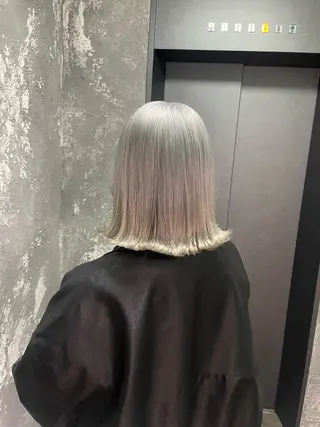 ミディアム カラー ハイトーン 横浜💞ミオのヘアスタイル