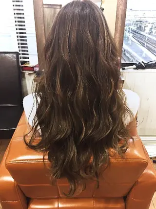 ロング 酸性ストレート/艶髪 ブリーチ/AIRIのヘアスタイル