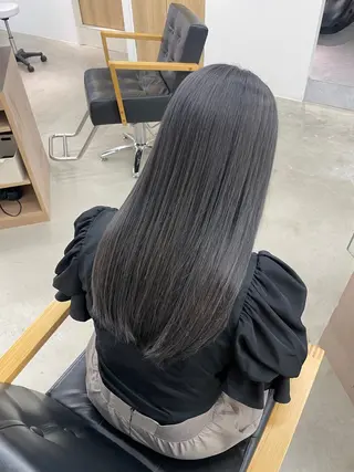 ロング カラー vince hinataのヘアスタイル