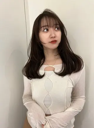 ロング レイヤーカット🤍 seriraのヘアスタイル