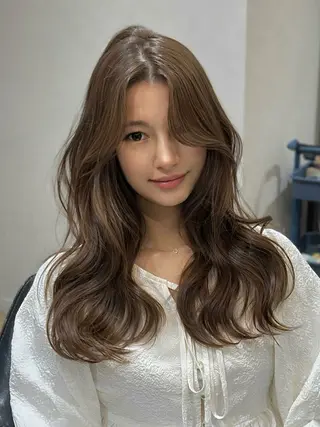 セミロング ao - 赤み消し ベージュ/大阪梅田のヘアスタイル