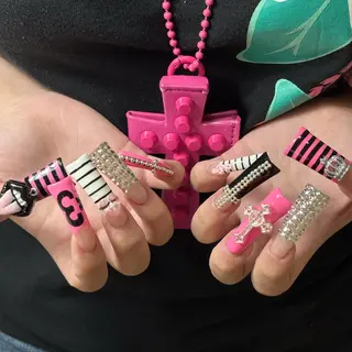 ネイル サリー ネイル ラボのネイルデザイン