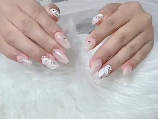 ネイル Hara Nail 【持ち込みOK】のネイルデザイン