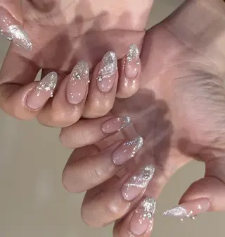 ネイル エリ🫧 nail池袋東口のネイルデザイン