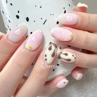 ネイル Queens テイのネイルデザイン