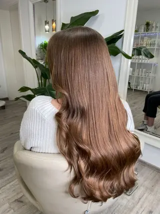 ロング カラー ナック梅田店 毛利 愛リタッチカラー募集のヘアスタイル