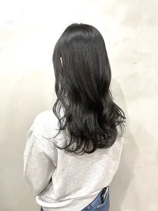 セミロング カラー 赤み消しカラー/透 明感カラー/有吉優香のヘアスタイル