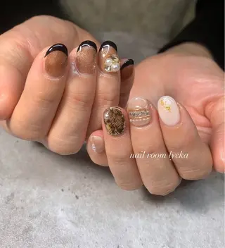 ネイル ネイルルームリッカ 𝐦𝐚𝐲𝐮のネイルデザイン
