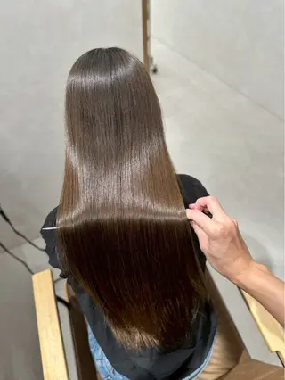 ロング SLASHスラッシュ 木下結月果のヘアスタイル