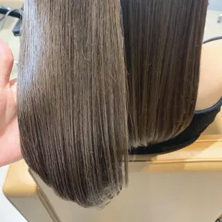 ロング カラー ヘアアレンジ kana .のヘアスタイル