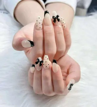 カラー Rin Hana Nailのネイルデザイン