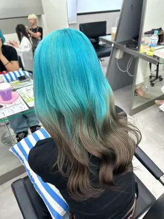 カラー 横浜ダブルカラー/ ハイトーンエクステのヘアスタイル