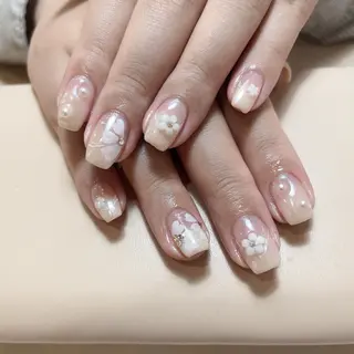 ネイル MoonNail ユリ🌸のネイルデザイン