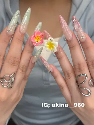 ネイル Akina Nailのネイルデザイン