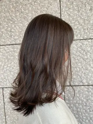 セミロング カラー 福薗 ななのヘアスタイル