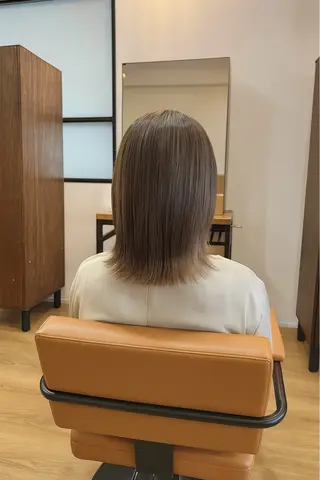 ミディアム カラー Belle Vieのヘアスタイル