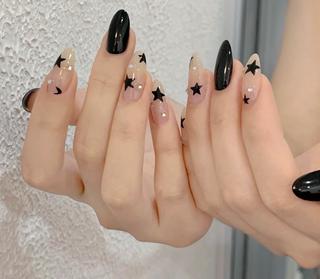 ネイル エリ🫧 nail池袋東口のネイルデザイン
