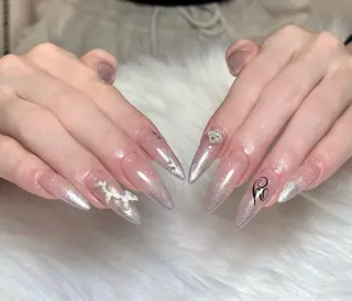 ネイル Aria Nail Beautyのネイルデザイン