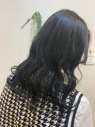 セミロング カラー 武田 悠生乃のヘアスタイル