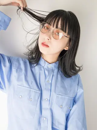 ミディアム 💓パーマ，💗 レイヤーカットのヘアスタイル