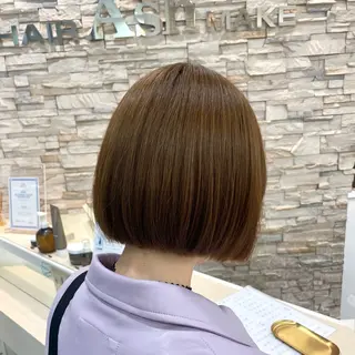 ショート カラー 崎山 紗吏のヘアスタイル