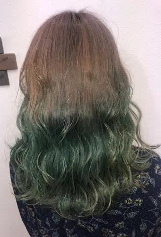 セミロング カラー MAKO ❤️🔥NEXTのヘアスタイル
