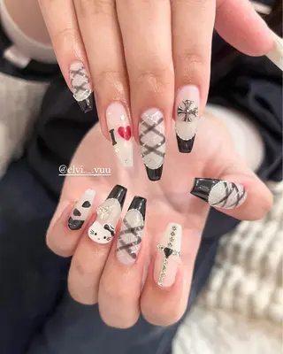 ネイル SALON ELVI.のネイルデザイン