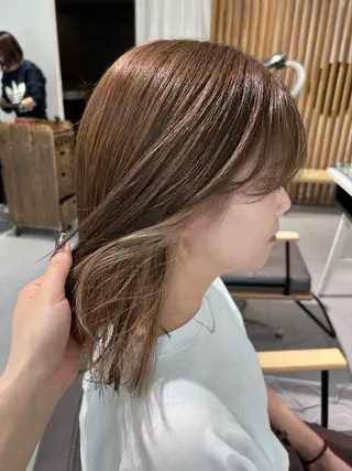 ミディアム カラー レイヤーカット⛓ hina🩶のヘアスタイル