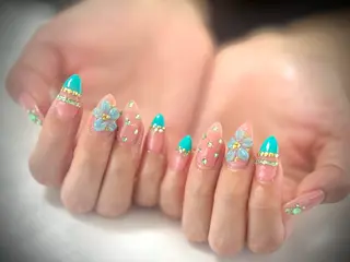 ネイル Nail salon Cielel⟡Ayaのネイルデザイン