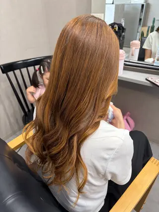 ロング カラー 佐々木 愛実のヘアスタイル