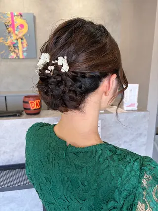 ミディアム ヘアアレンジ 佐々木 愛実のヘアスタイル