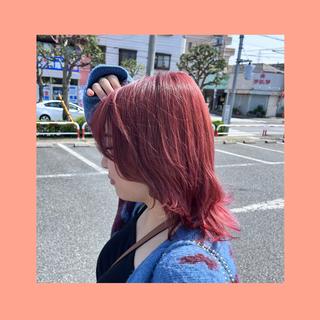 ミディアム 💖 紫咲💖のヘアスタイル
