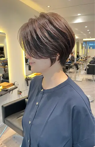 ショート 襟足でお悩みの方✂︎ くびれ職人ハシモトのヘアスタイル