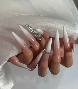 ネイル NiJi Nailsのネイルデザイン