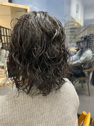 セミロング パーマ メンズ 似合う髪型見つけます AYAKAのヘアスタイル