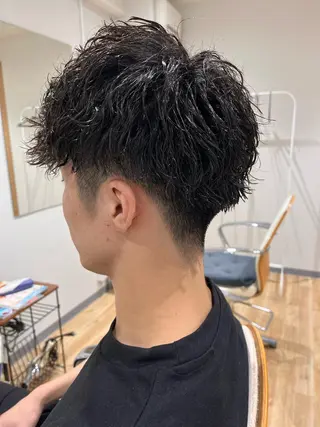 ショート パーマ メンズサロン LiGKAITO🦖のヘアスタイル