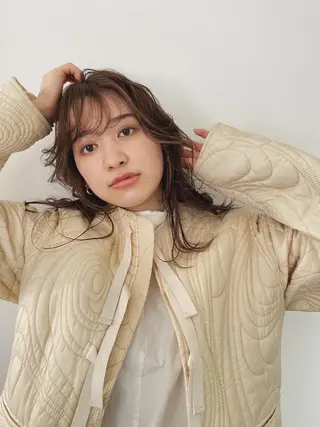 セミロング カラー 佐伯 和佳のヘアスタイル
