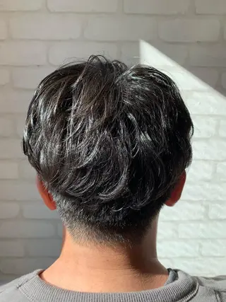 パーマ メンズ 秋葉 万柚子のヘアスタイル