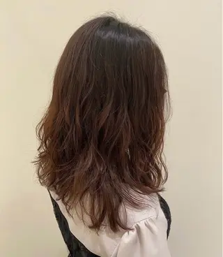 セミロング パーマ ママ美容師 Tsuchiyaのヘアスタイル