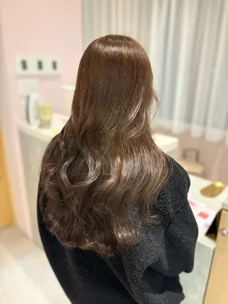 ロング カラー merc.谷本 澪のヘアスタイル