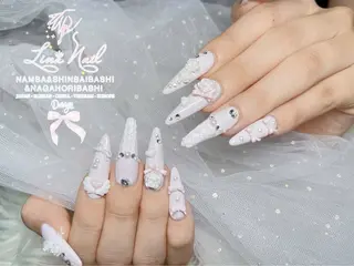 セミロング Linanail Nambaのネイルデザイン