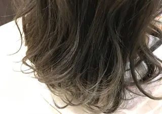 セミロング カラー Oopsレイヤー 加藤澄都のヘアスタイル