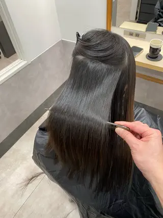 ロング 縮毛矯正×ブリーチ 西 太志のヘアスタイル
