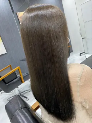 ロング Oishi🦮🐩 10月から産休のヘアスタイル