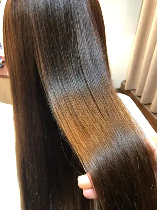 ロング カラー Yasu (ヤス)のヘアスタイル