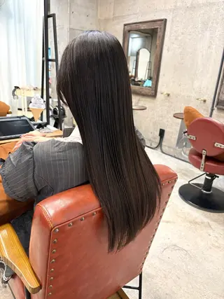 ロング 石田 俊介のヘアスタイル